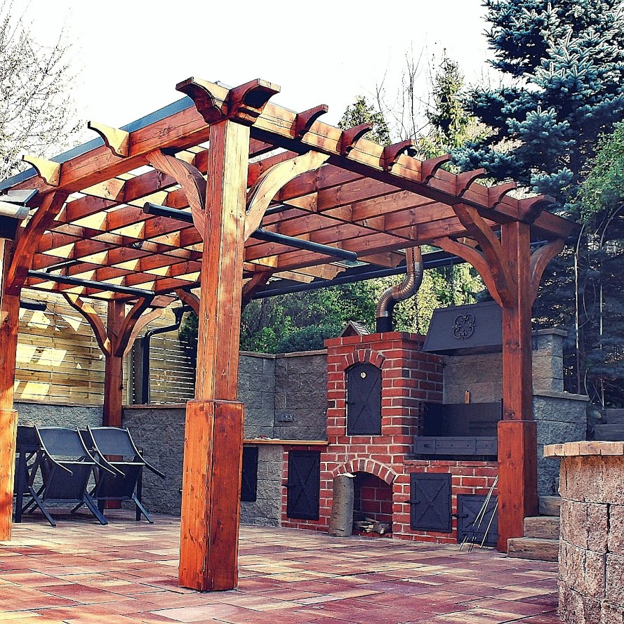 Pergola s venkovní kuchyní