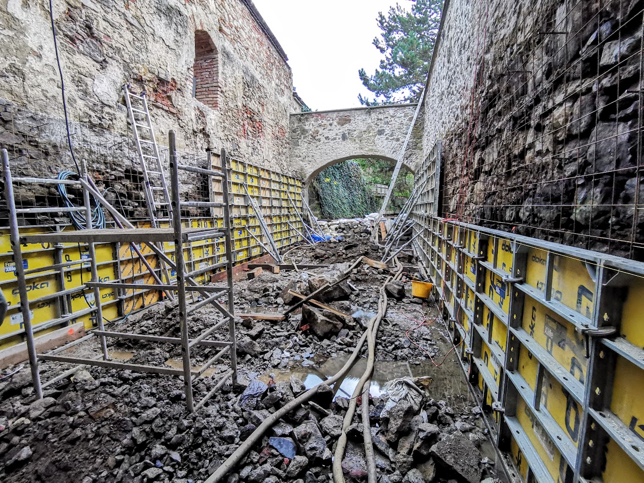 Rekonstrukce betonových konstrukcí malé vodní elektrárny